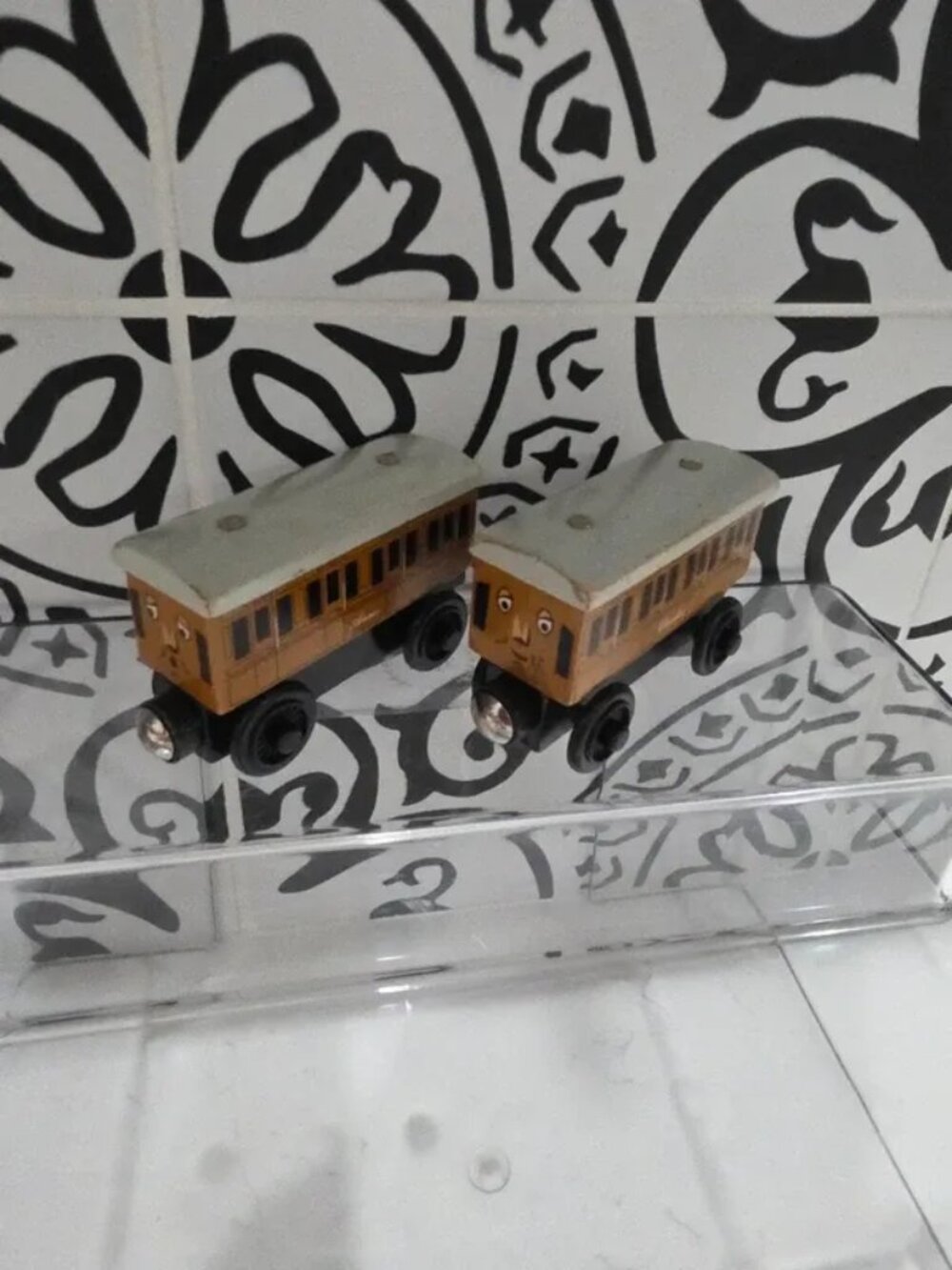 vintage Thomas & Friends Annie and Clarabel wooden passenger coaches